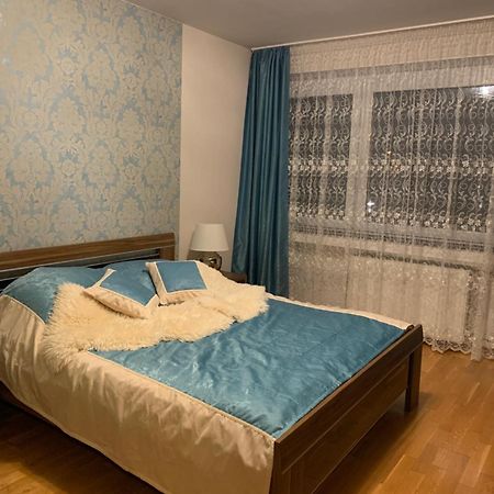 Leon'S Apartment クレーフェルト エクステリア 写真