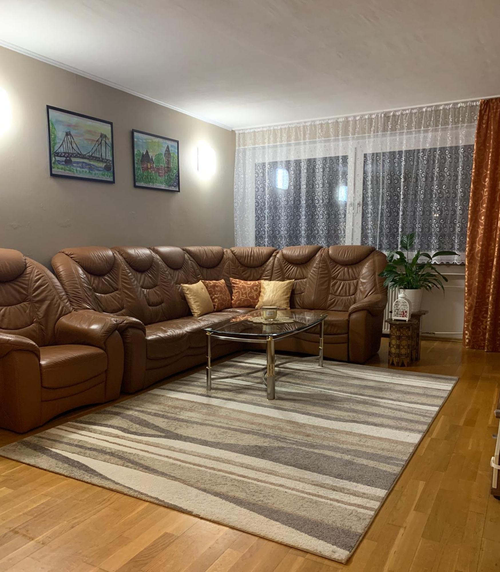 Leon'S Apartment クレーフェルト エクステリア 写真